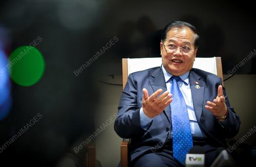 NEAK OKNHA DATUK DR OTHSMAN HASSAN