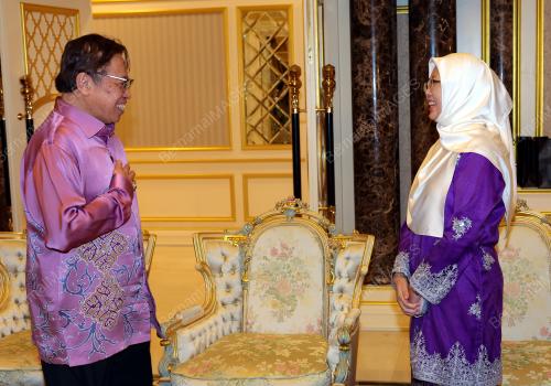 TAN SRI ABANG JOHARI TUN OPENG