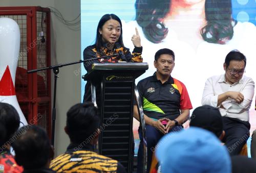 HANNAH YEOH