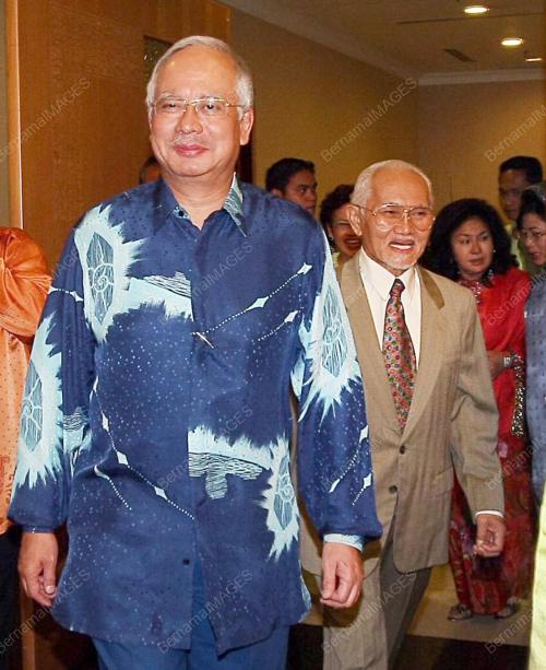 MOHD NAJIB TUN ABDUL RAZAK