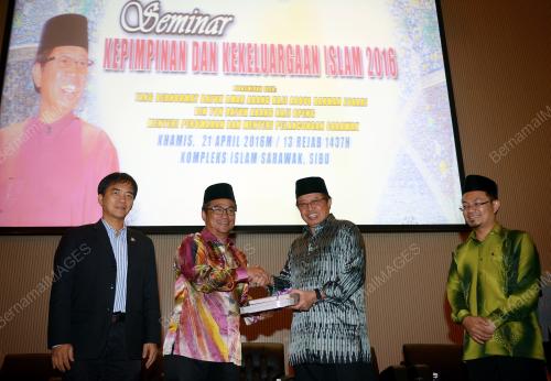 SK05_21042016_KEPIMPINAN