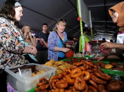 SK05_21072012_BAZAR_RAMADAN