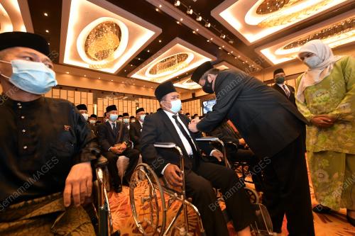 DATUK SERI IKMAL HISHAM ABDUL AZIZ