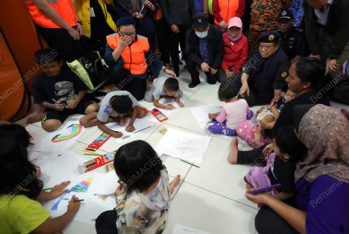 TAN SRI ABANG JOHARI TUN OPENG