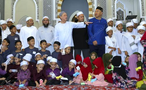 DATUK SERI FADILLAH YUSOF