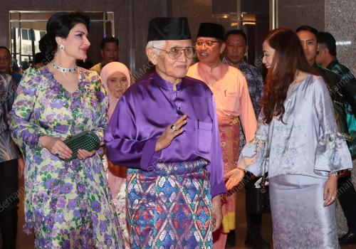 TUN ABDUL TAIB MAHMUD
