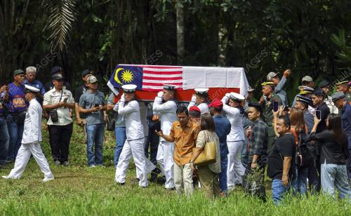 MANGSA NAHAS HELIKOPTER TLDM LUMUT