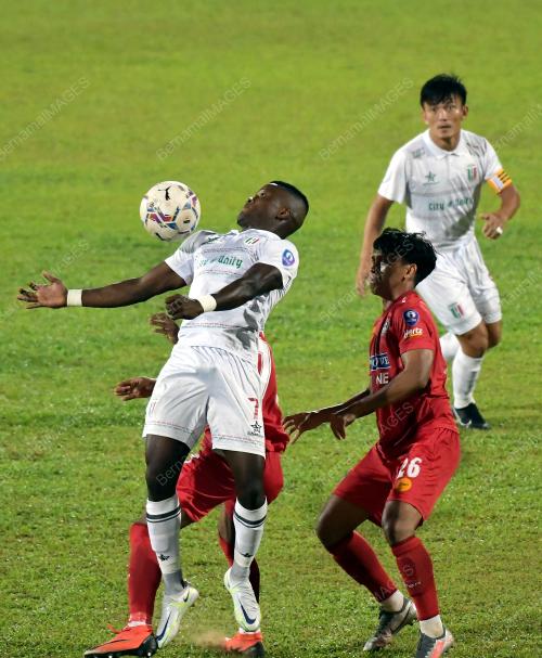 KUCHING CITY FC VS PDRM