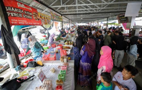 PASAR_DAYAK