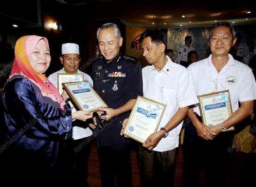 SK05_27082013_POLIS_PEMANDU