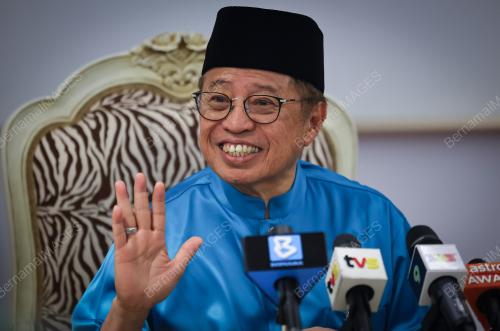 TAN SRI ABANG JOHARI TUN OPENG