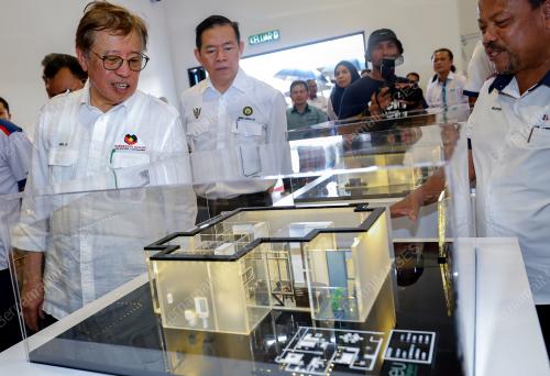 TAN SRI ABANG JOHARI TUN OPENG