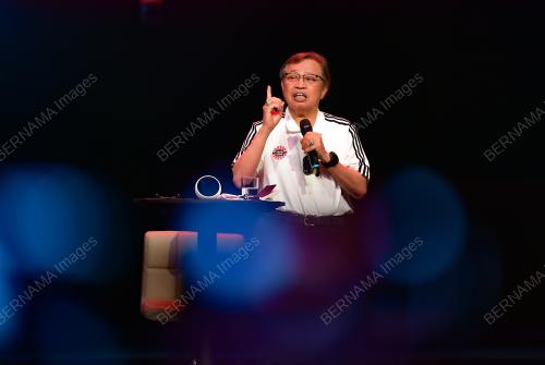 TAN SRI ABANG JOHARI TUN OPENG