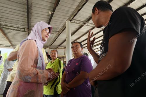 DATUK SERI FATIMAH ABDULLAH