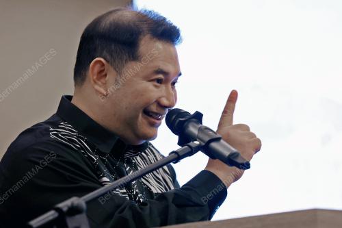 RAFIZI RAMLI