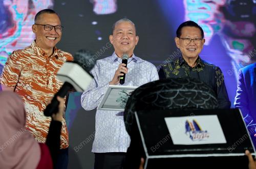 DATUK SERI FADILLAH YUSOF
