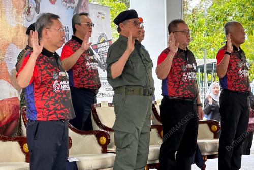 TAN SRI ABANG JOHARI TUN OPENG