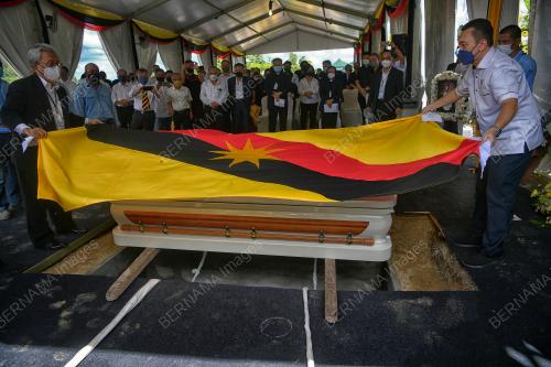 MENDIANG TAN SRI JAMES JEMUT MASING