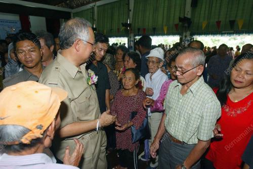 MOHD NAJIB TUN ABDUL RAZAK