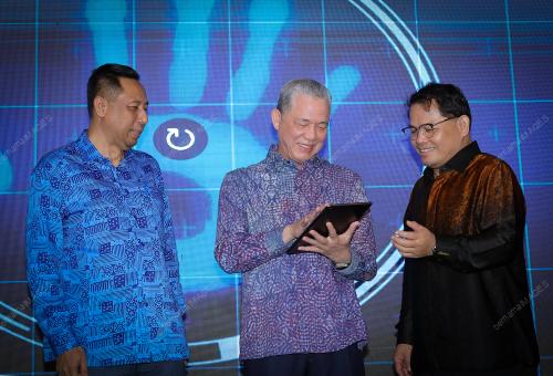 DATUK SERI FADILLAH YUSOF