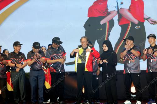TAN SRI ABANG JOHARI TUN OPENG