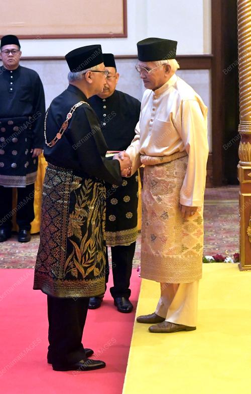 TUN ABDUL TAIB MAHMUD