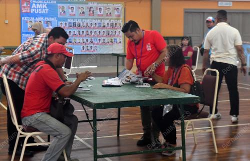 SK06_10112018_PEMILIHAN_PKR_BN201811093253