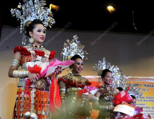 SK06_12052013_KUMANG_GAWAI