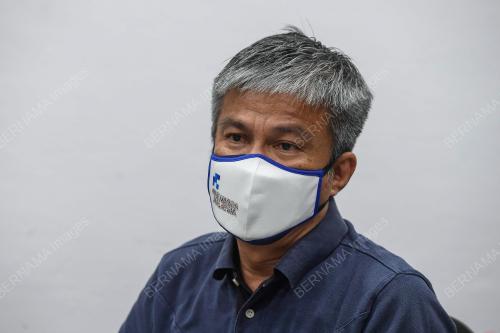 DR ANNUAR RAPAEE