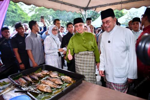 DATUK SERI ANWAR IBRAHIM