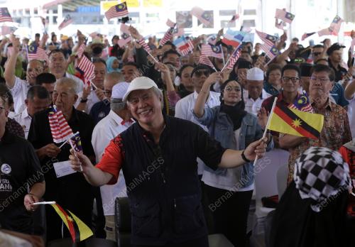 DATUK AMAR AWANG TENGAH ALI HASAN