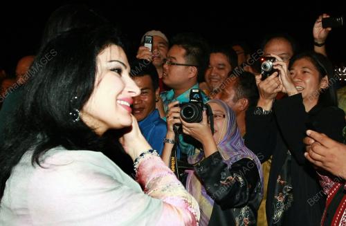 SK06_14012011_ISTERI_CM