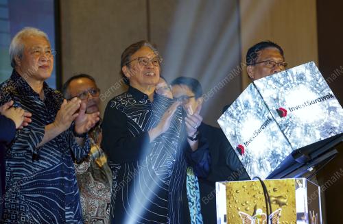TAN SRI ABANG JOHARI TUN OPENG