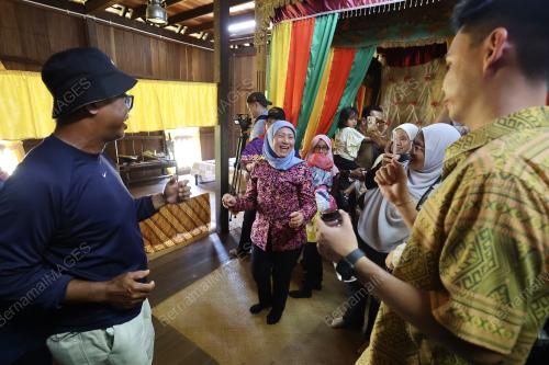 DATUK SERI NANCY SHUKRI