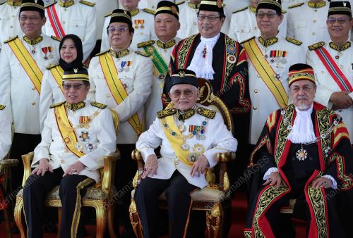TUN ABDUL TAIB MAHMUD
