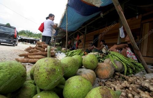 SK06_15062013_PASAR