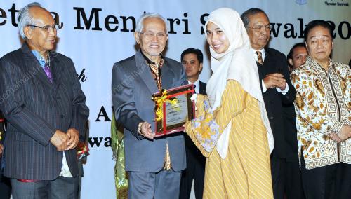 TAN SRI ABDUL TAIB MAHMUD