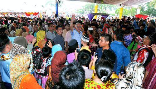 SK06_16092012_PM_AIDILFITRI