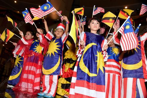 SK06_16092018_MAKAN_MALAM_HARI_MALAYSIA_BN201809168144