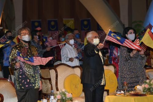 TUN ABDUL TAIB MAHMUD