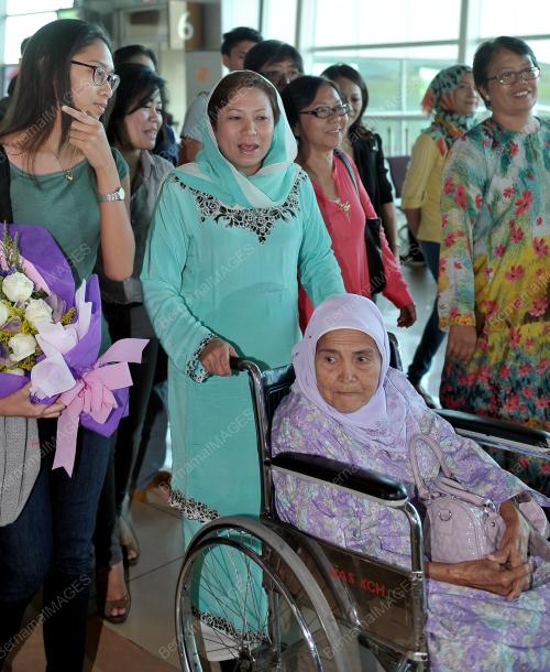 SK06_17052013_NANCY_SHUKRI