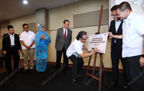 DATUK MOHAMMAD RAZI SITAM