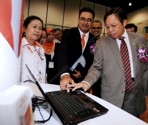 SK06_18062013_BIZFEST