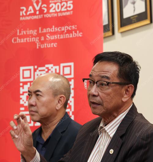 DATUK ABDUL KARIM RAHMAN HAMZAH