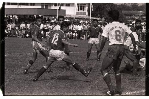SUKAN BOLA SEPAK