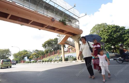 PEJALAN KAKI