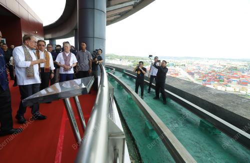 LAWATAN PERDANA MENTERI KE BINTULU