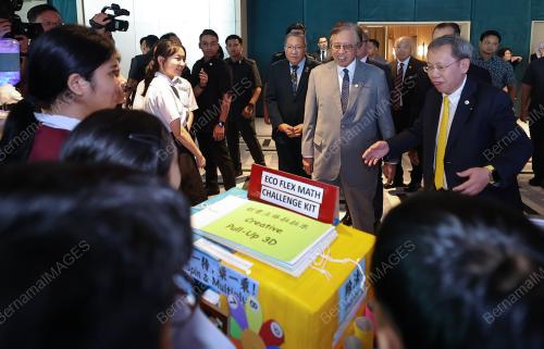 PREMIER RASMI SEMINAR AHLI MAJLIS TEMPPATAN