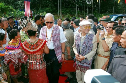 MOHD NAJIB TUN ABDUL RAZAK