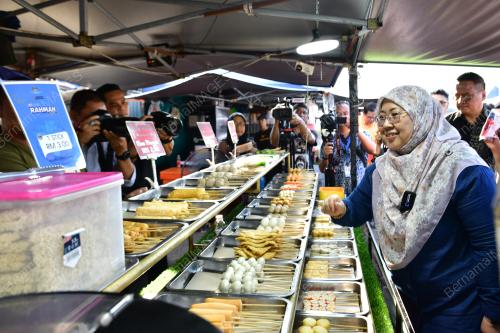 FAUZIAH SALLEH